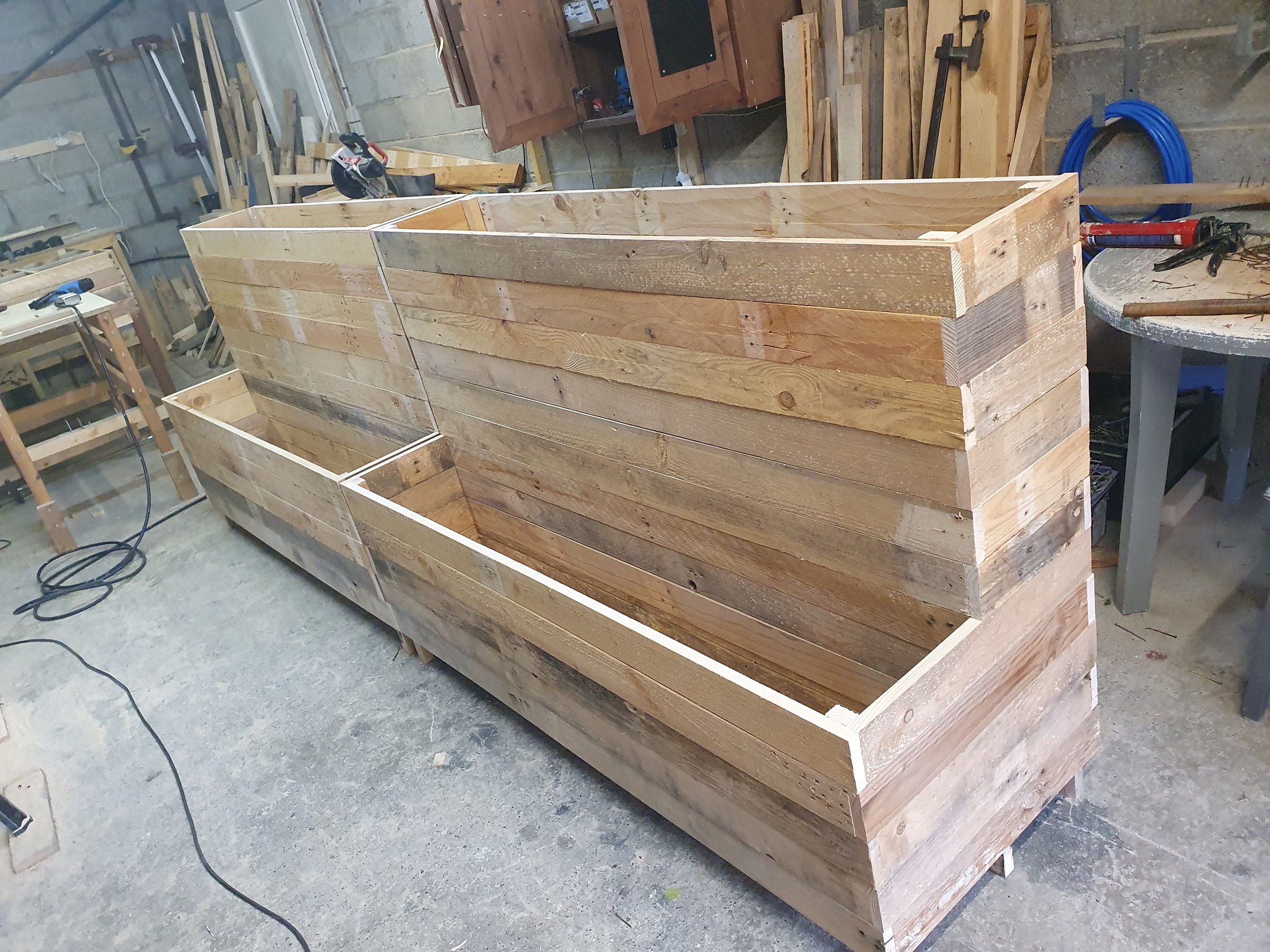 Jardinière en bois à plusieurs niveaux